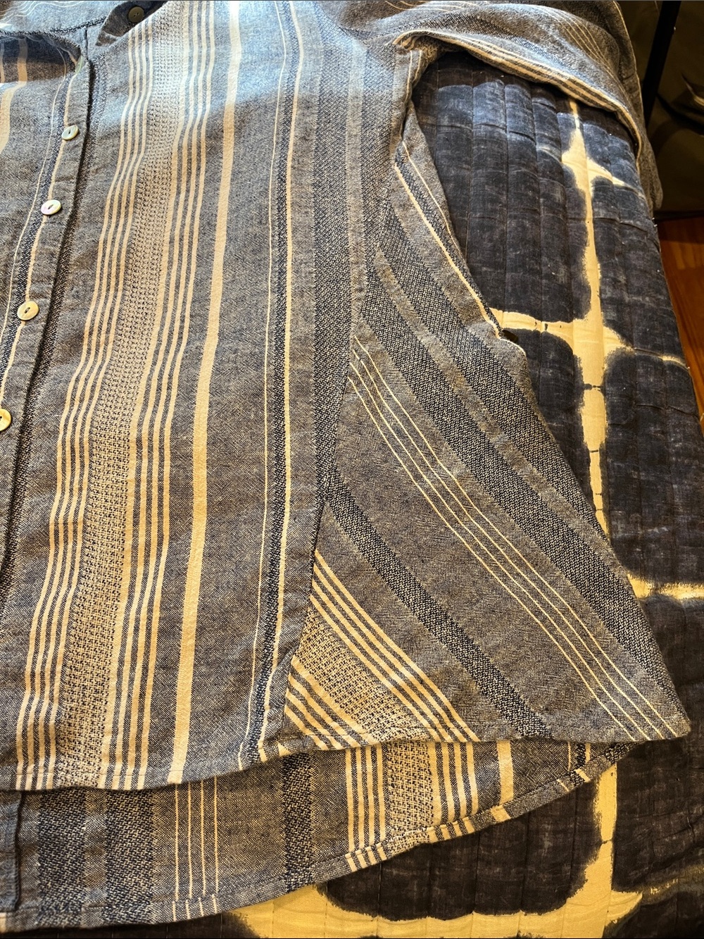 Soft Surroundings Livienne Linen Button Down Top - Picture 8 of 9